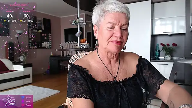 roxana brooks online show from July 10, 8:26 am