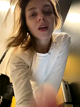 ValenciaShock online show from November 15, 7:09 am