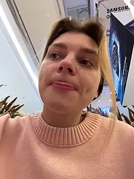 ValenciaShock online show from December 18, 6:51 am