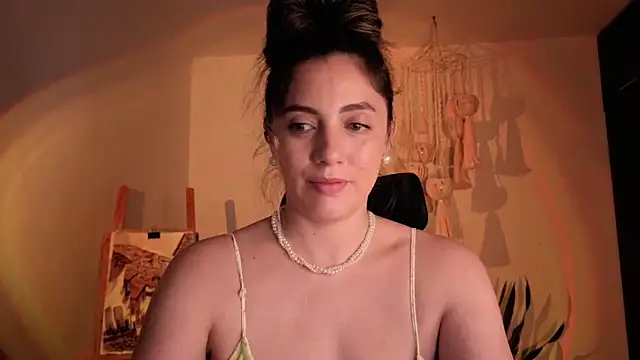 Mala Bad online show from November 24, 3:58 pm