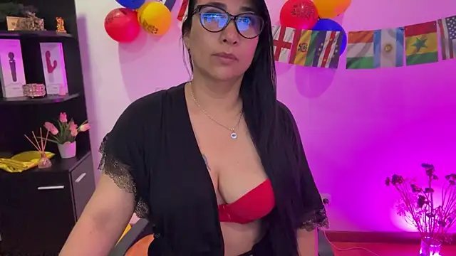 Karina Yang online show from June 23, 10:13 am