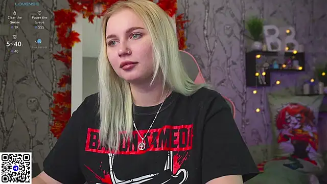 Moon Valkyrie online show from November 7, 8:53 am