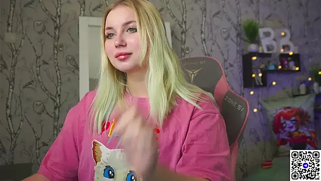 Moon Valkyrie online show from February 5, 8:06 am