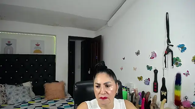 mature bigboobs10 online show from June 12, 4:31 am