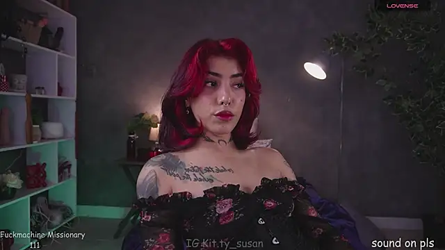 kitty pruu online show from June 24, 11:37 pm