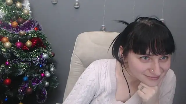 NinaFlawlees online show from December 19, 1:58 pm