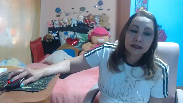 milfeddy  online show from October 1, 9:09 pm