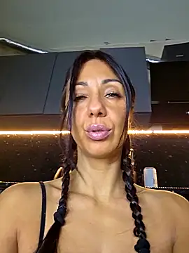 LeticiaWoods online show from October 3, 9:36 am