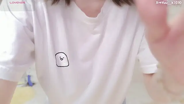 Yuu  k online show from August 6, 2:46 pm