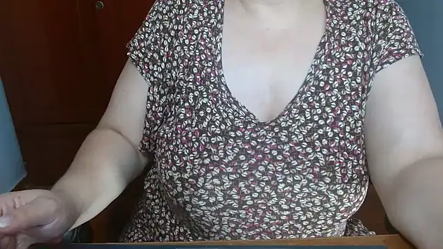 Victoriaevans1 online show from July 22, 5:03 pm