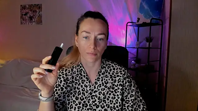 RebeccaMartinez online show from November 28, 12:19 pm