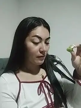 katha steele  online show from October 25, 9:50 am