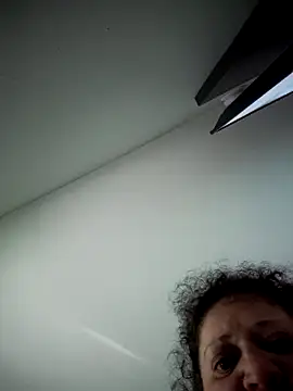 moonlightprincess0611 online show from October 10, 2:44 pm