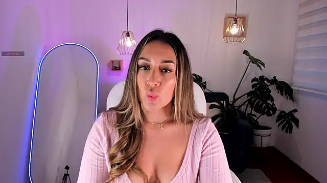 dina ride online show from June 14, 11:10 am