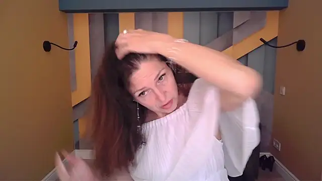EllaLong online show from June 9, 12:04 pm