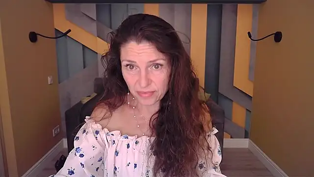 EllaLong online show from July 21, 11:33 am