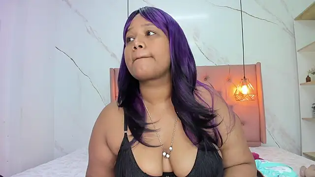 Belle Brunette online show from June 19, 12:30 pm