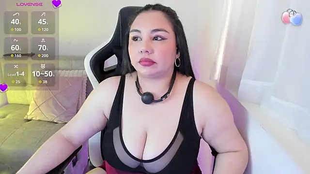 ambar-wells online show from July 22, 4:52 pm