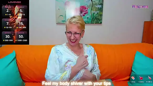 iamyourdream89 online show from July 24, 10:57 am