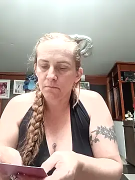 SeductionSilera online show from November 9, 9:00 pm