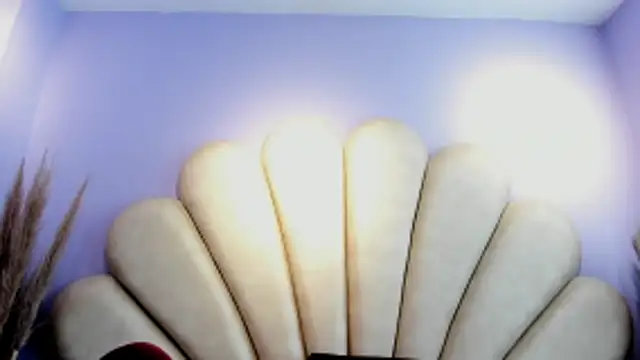 Natasha  Blue online show from February 5, 7:28 pm