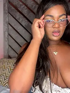 Noa Adams online show from January 17, 4:42 am