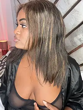 Noa Adams online show from July 9, 5:10 am