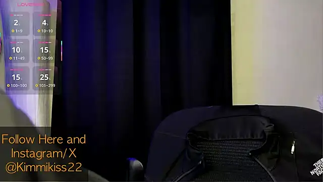 kimmiakiss22 online show from October 25, 1:13 am