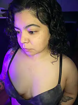 kimmiakiss22 online show from July 5, 7:19 pm