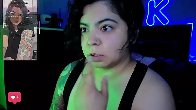 kimmiakiss22 online show from June 19, 3:22 am