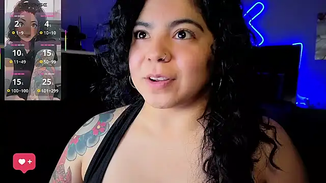 kimmiakiss22 online show from June 22, 3:25 am