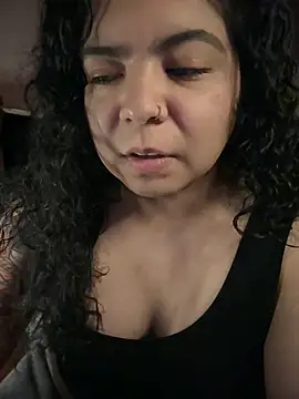 kimmiakiss22 online show from July 13, 2:01 am