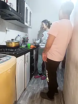 kingofqueenxxx online show from December 21, 4:06 am