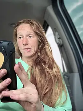 GoldenFlameGoddess online show from March 15, 3:47 pm