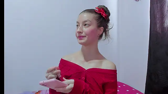 Snapshot of MiiaVolkova chatting on September 30, 5:18 pm MiiaVolkova online show from September 30, 5:18 pm