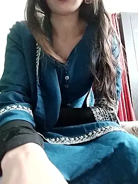 Noor Darliing online show from February 16, 2:50 pm