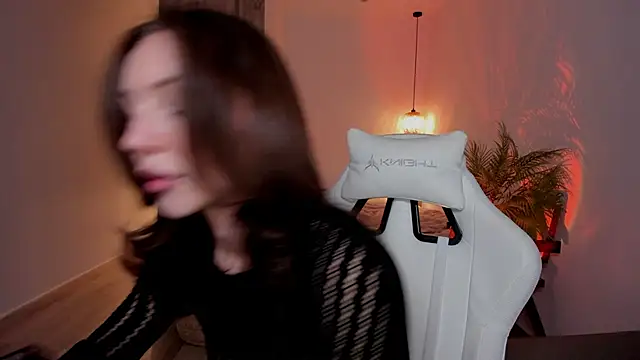 LilyRaisa online show from March 14, 3:40 am