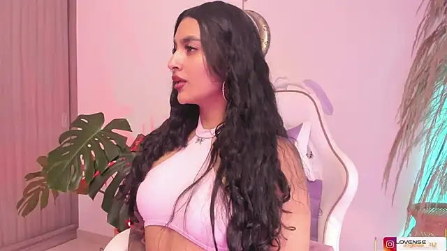 Anngel 1 online show from December 13, 8:26 pm