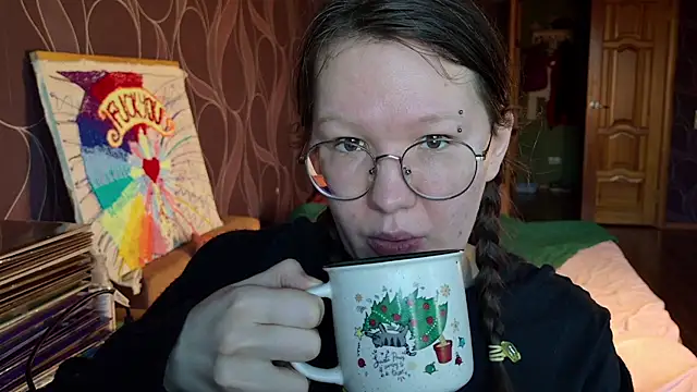 MiriamOr online show from December 15, 8:52 am