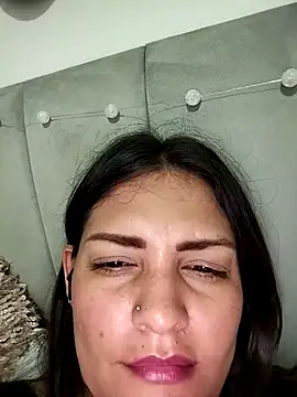 Mia Hampton online show from February 27, 11:48 pm