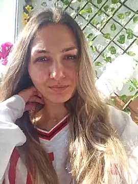 NicolLopeze online show from May 7, 6:39 am