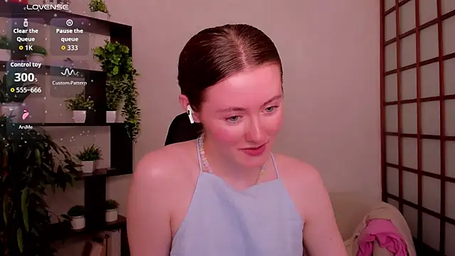 KateCuddle online show from June 23, 3:26 am