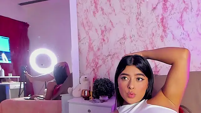 SophiieWilson  online show from November 8, 3:00 am