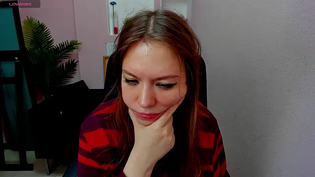 Persephoni online show from November 24, 3:58 pm