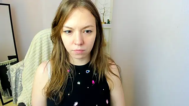 Persephoni online show from July 17, 11:47 am