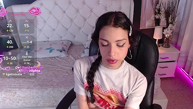 LiaVillalobos online show from November 21, 3:47 pm