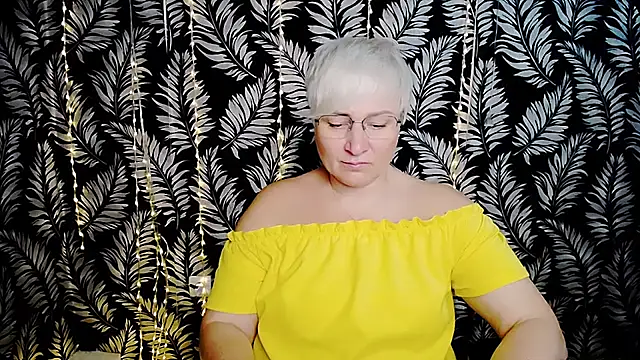 Olivia playful online show from July 10, 10:16 am