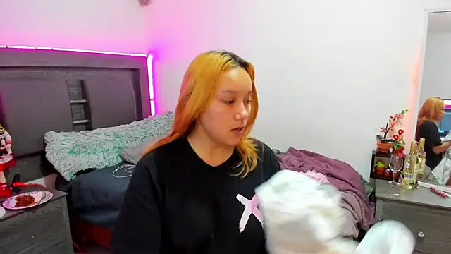 Cherrynoa online show from February 8, 2:59 am