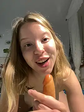kimczii online show from July 7, 6:47 am