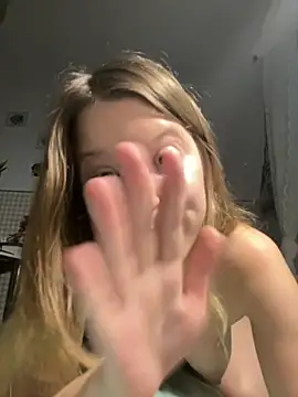 kimczii online show from June 2, 11:00 am